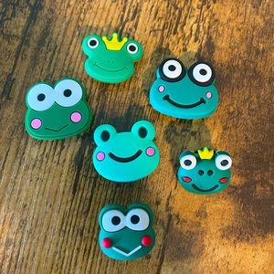 Frog prince princess croc charms- 6 pcs